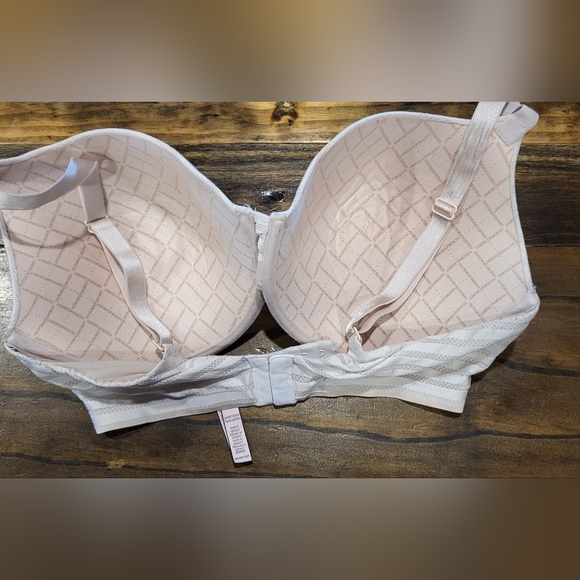 VICTORIA'S SECRET BRA PERFECT SHAPE SZ 38DDD EXCELLENT CONDITION - Picture 2 of 4